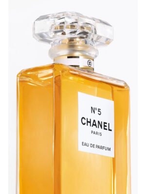 n-5-eau-de-parfum-spray-3-4fl-oz-packshot-alternative-v1-125530-8852683554846.jpg